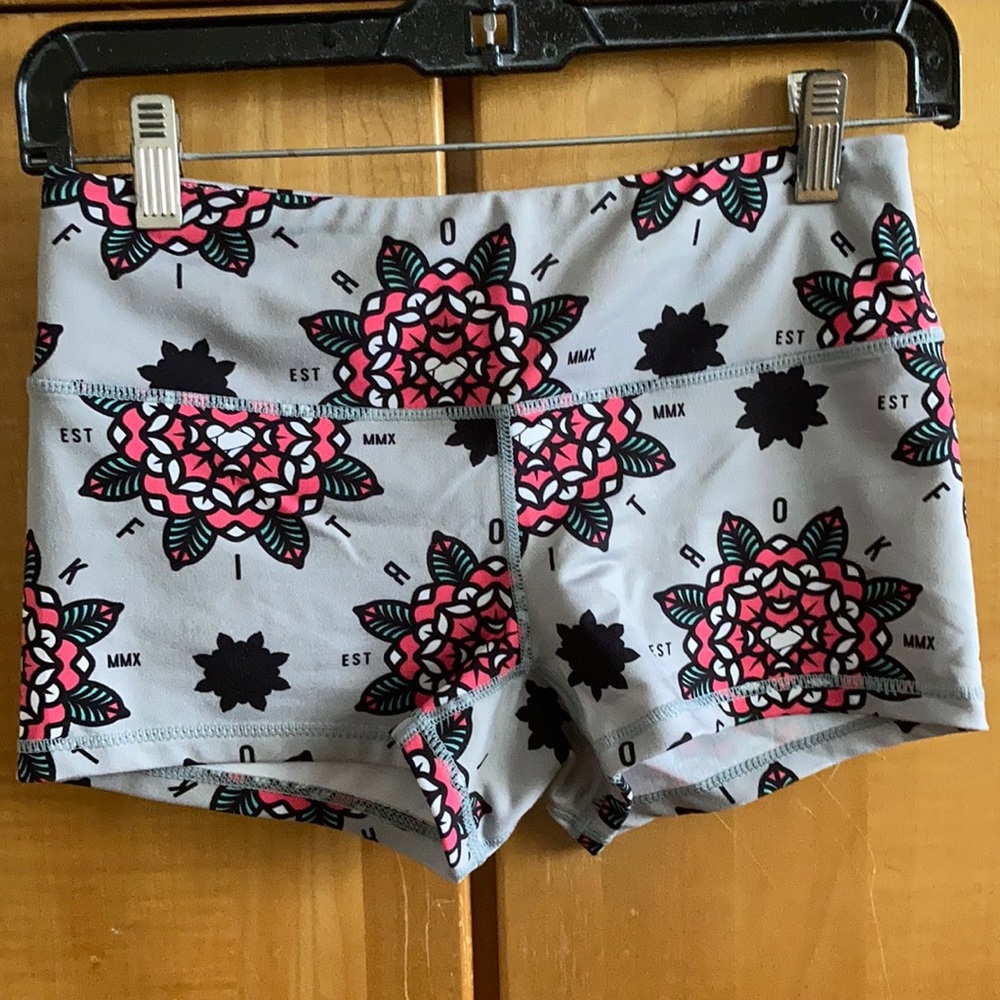 RokFit booty shorts - Size XS